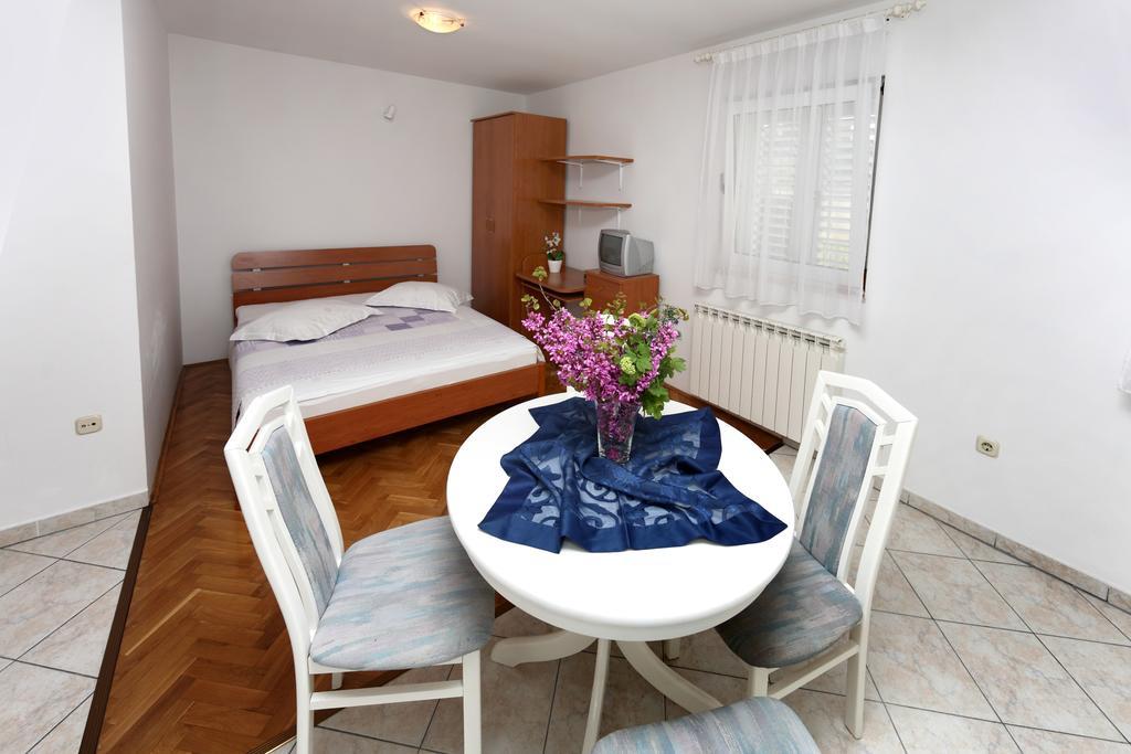 Apartments In Beautiful Split Podstrana Bilik gambar