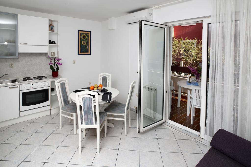 Apartments In Beautiful Split Podstrana Bilik gambar